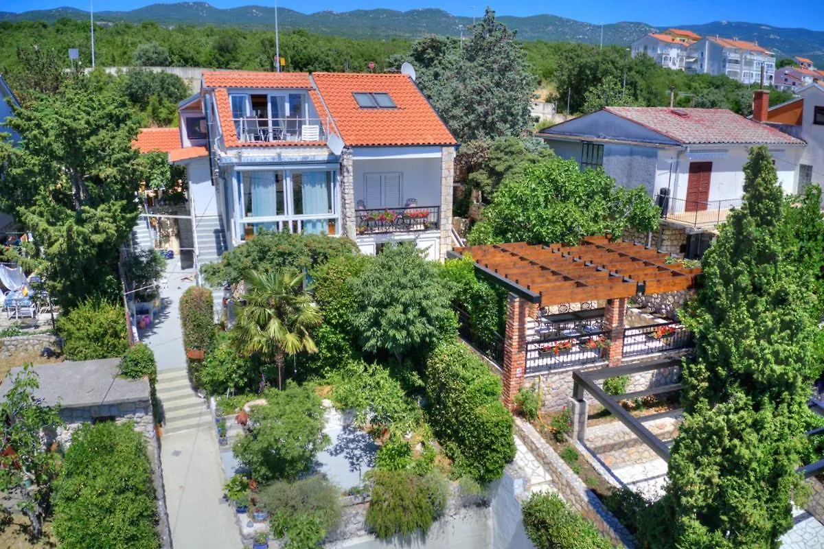 Cvrk Family House Novi Vinodolski 0*,